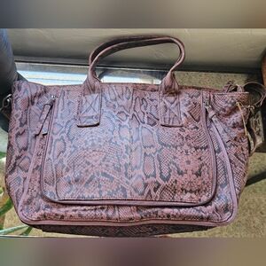 100% Genuine Leather Burgundy Snake-Print Tote Bag - Women
